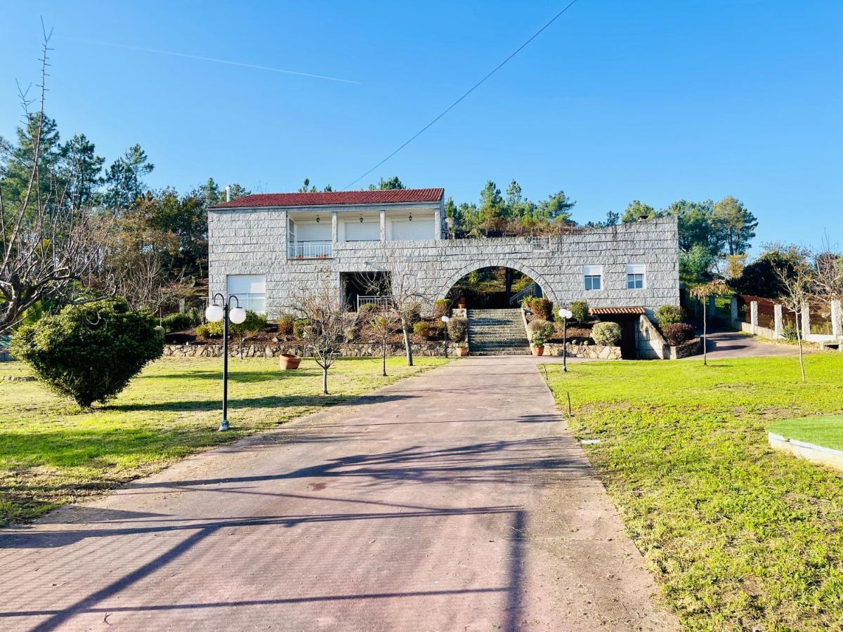 Holiday home O Souto De Monteasnal